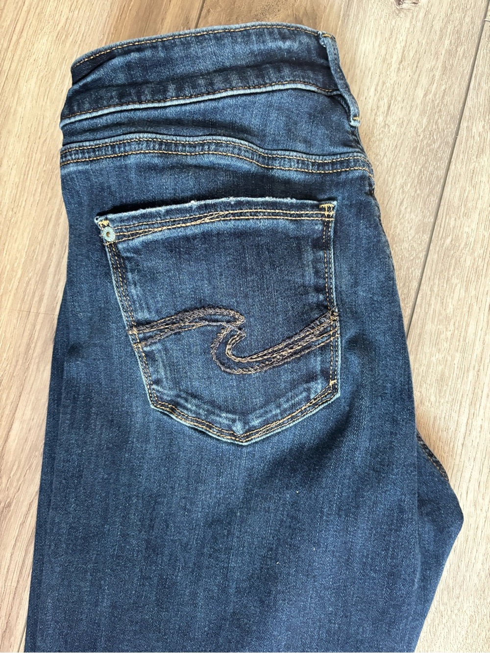 Silver Jeans Co. Avery Slim Bootcut Jeans - Size 29x31 Dark Wash
